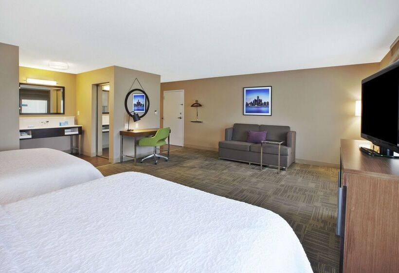 ホテル Hampton Inn Commerce Novi