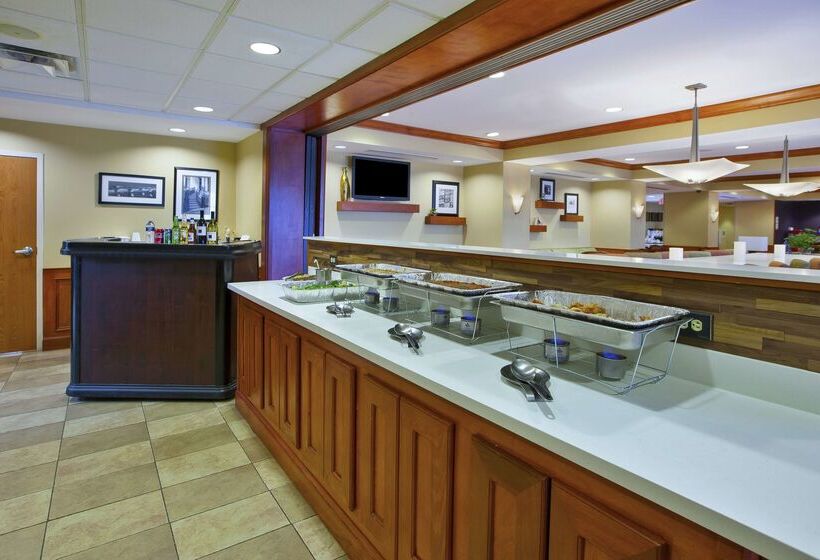 ホテル Hampton Inn Commerce Novi