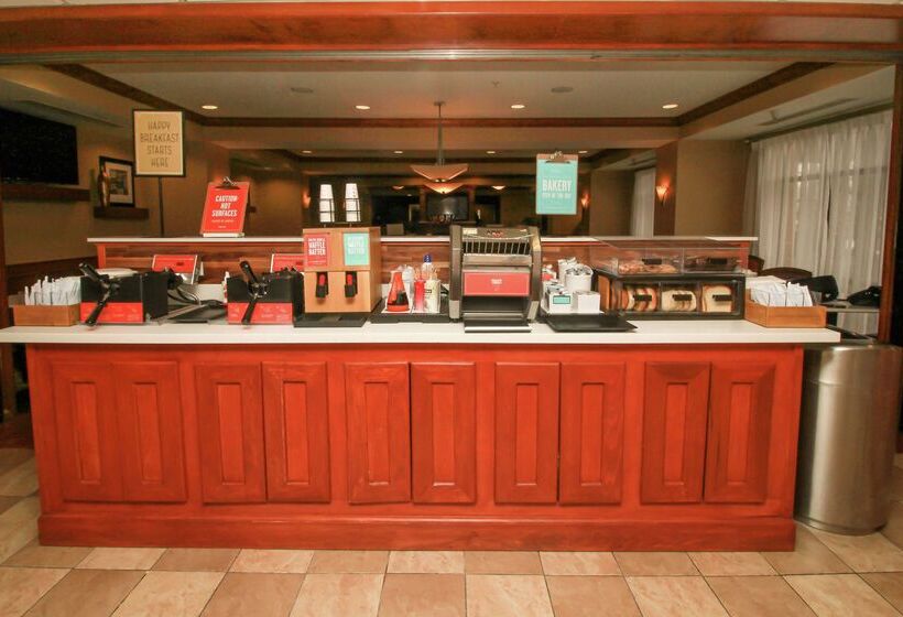 호텔 Hampton Inn Commerce Novi