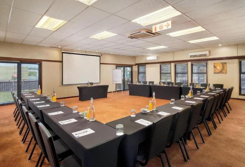 Protea Hotel By Marriott Pretoria Hatfield