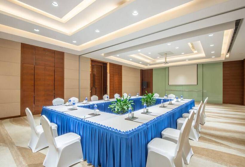 בית מלון כפרי Holiday Inn Nantong Oasis International, An Ihg