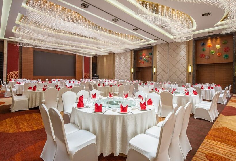 בית מלון כפרי Holiday Inn Nantong Oasis International, An Ihg