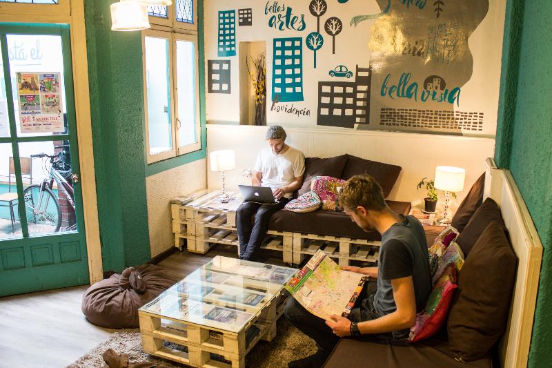 فندق Hostal Forestal