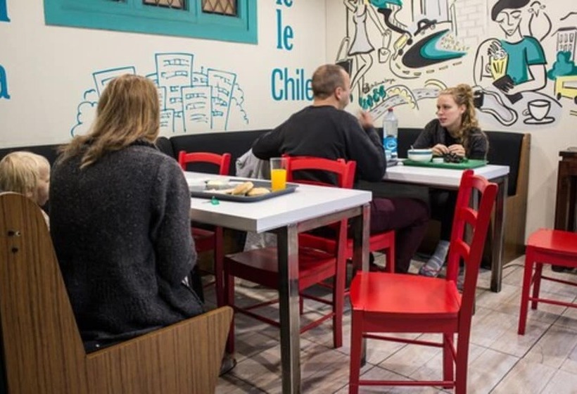 فندق Hostal Forestal