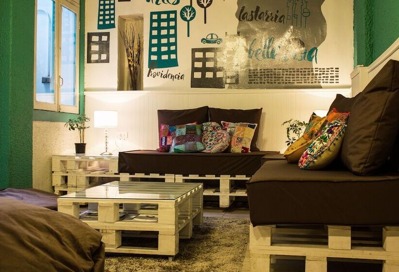 فندق Hostal Forestal