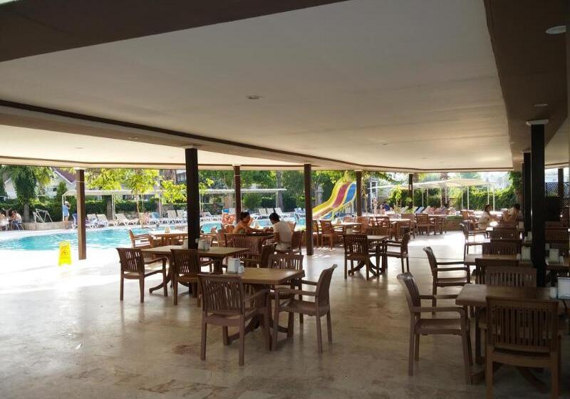 בית מלון כפרי İstanbul Beach