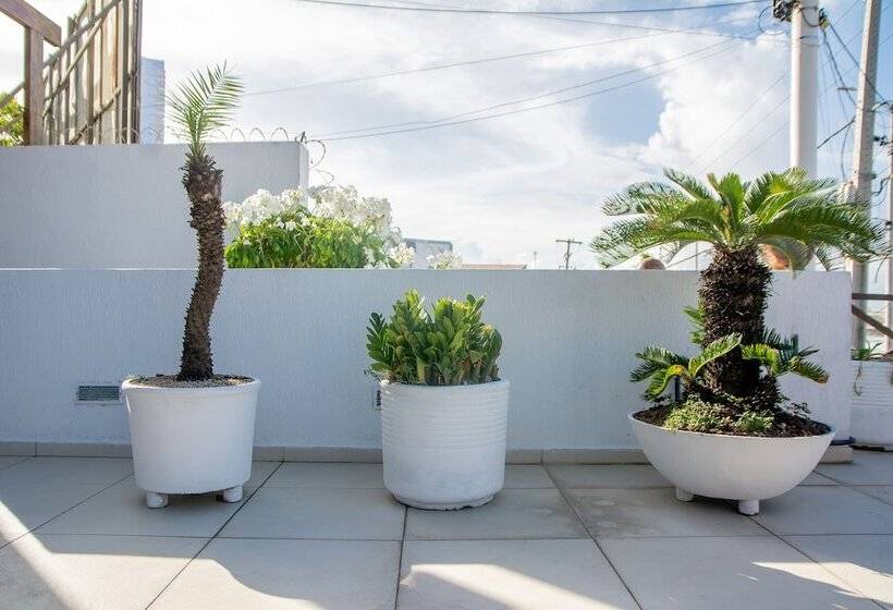 酒店 La Belle Beach