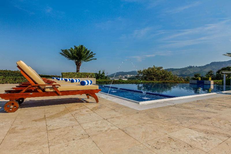 בית מלון כפרי La Quinta By Wyndham Poza Rica