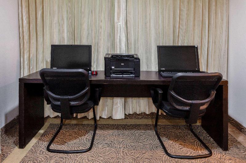 בית מלון כפרי La Quinta By Wyndham Poza Rica