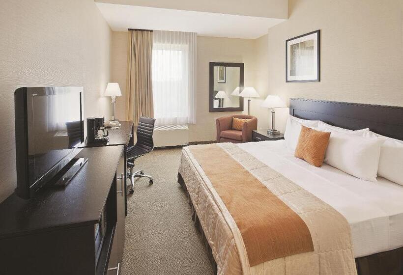 בית מלון כפרי La Quinta By Wyndham Poza Rica