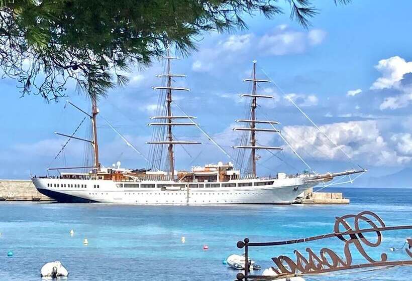 Отель L'isula Rossa