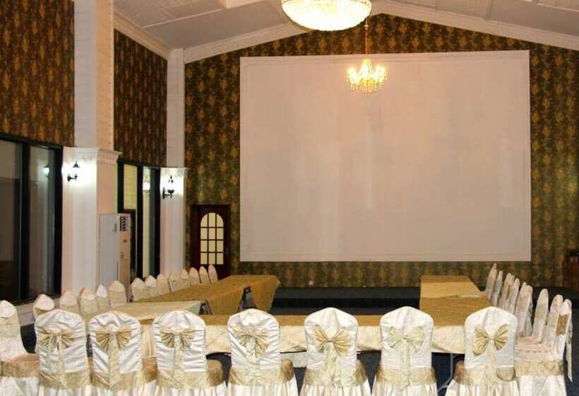 هتل Loumaile Lodge