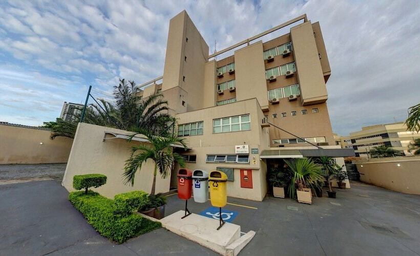 בית מלון כפרי Maione