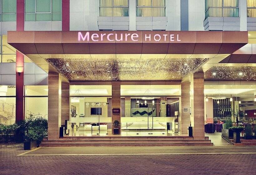 فندق Mercure Pontianak City Center