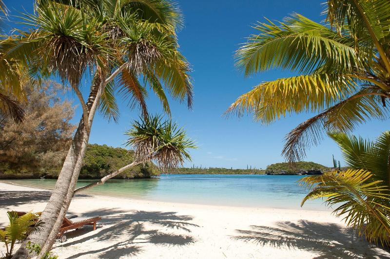 هتل Oure Lodge Beach Resort