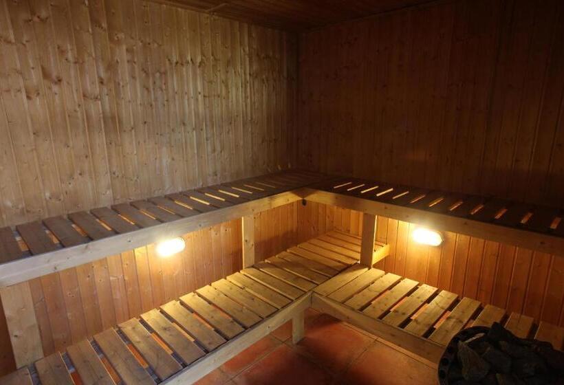 Отель Park View Motor Lodge