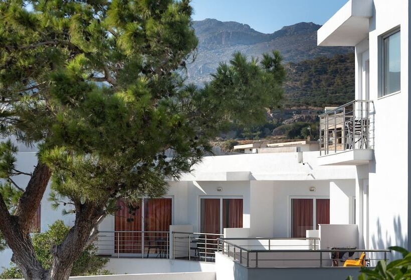 Отель Porto Belissario