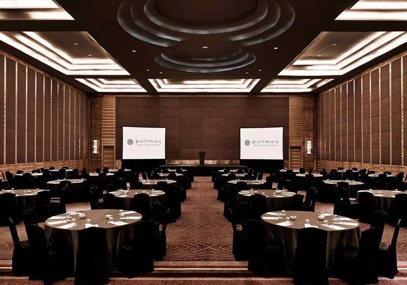 Отель Pullman Jakarta Central Park