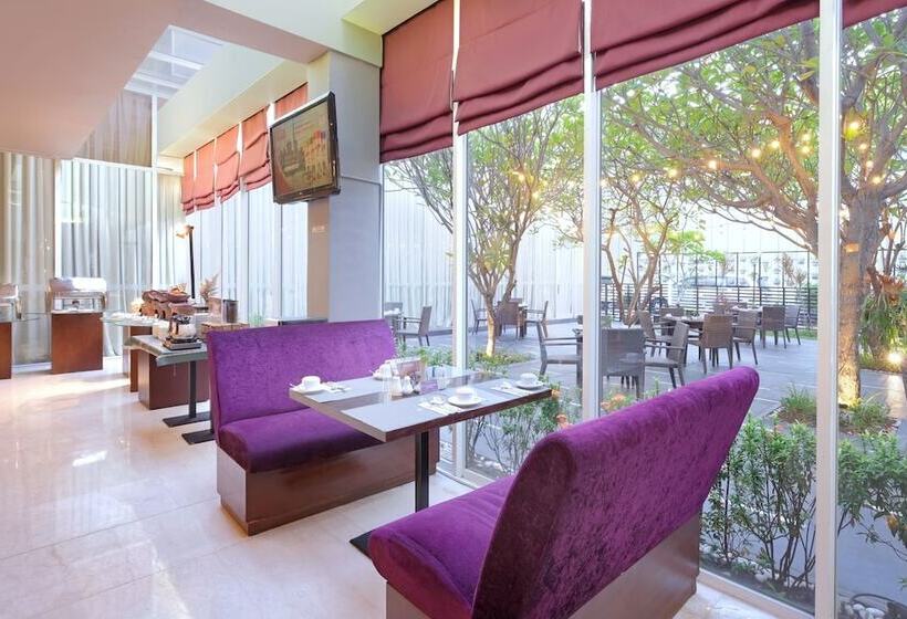 Quest Hotel Simpang Lima   Semarang By Aston