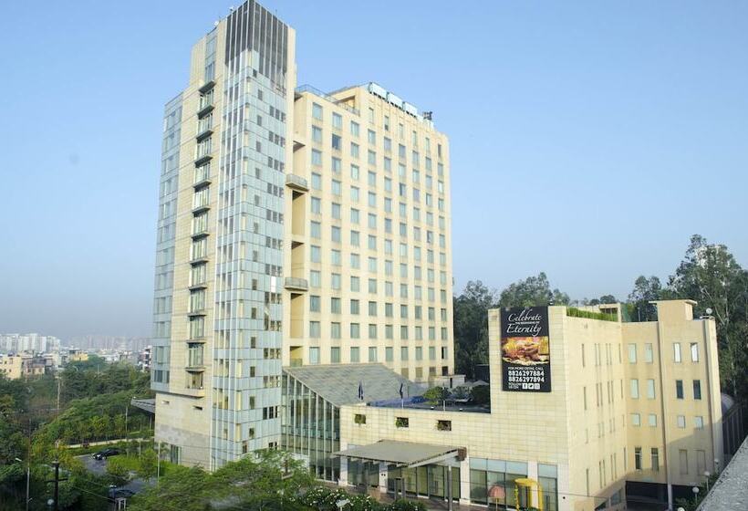 Radisson Blu Hotel, Greater Noida