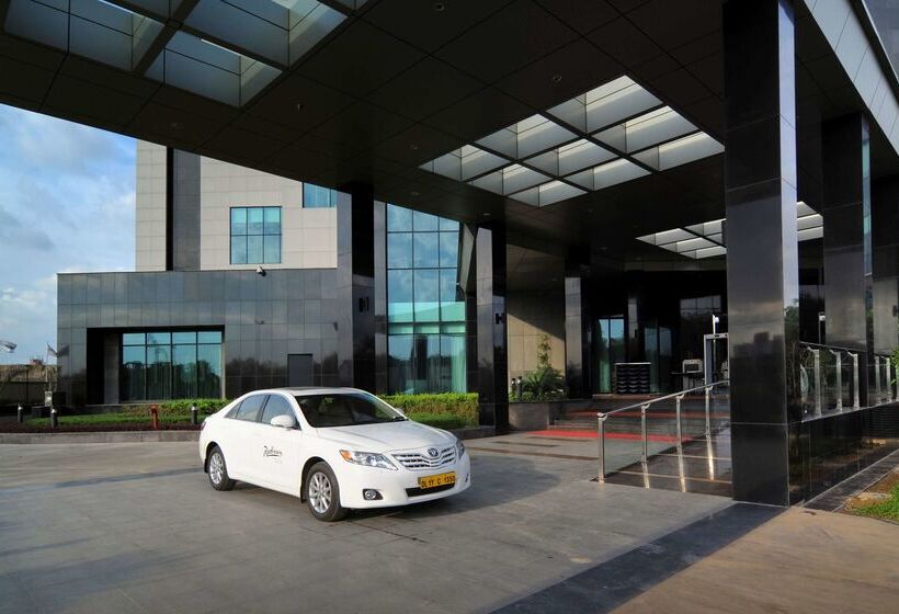 Radisson Blu Hotel New Delhi Paschim Vihar