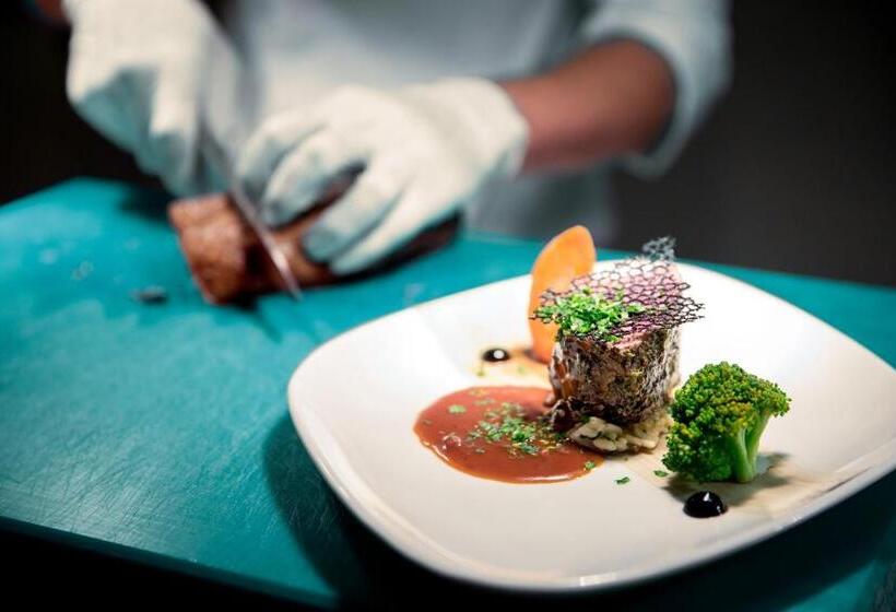 هتل Robinson Sarigerme Park   All Inclusive