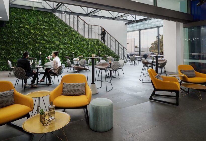 בית מלון כפרי Rydges Campbelltown