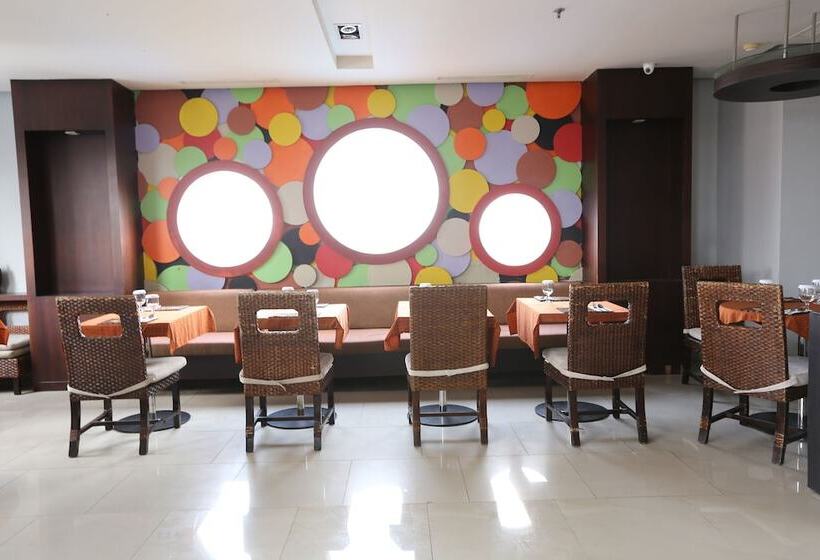 فندق Santika Pontianak