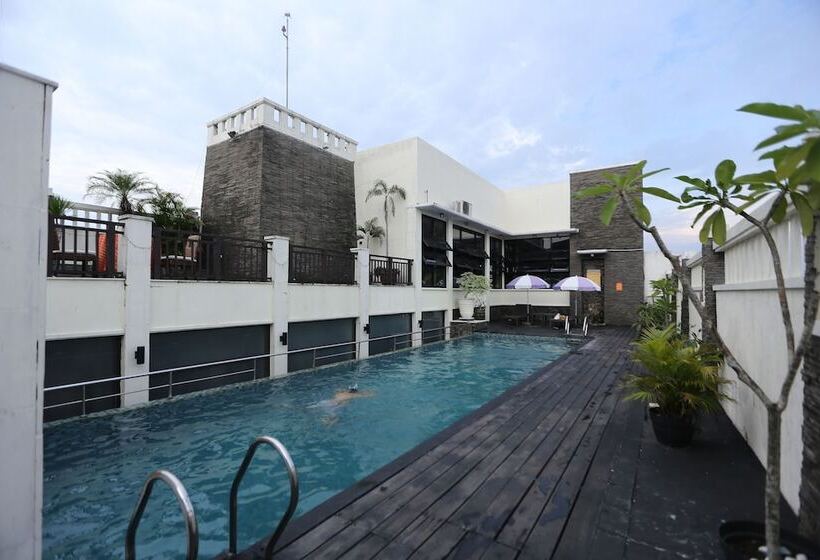 فندق Santika Pontianak