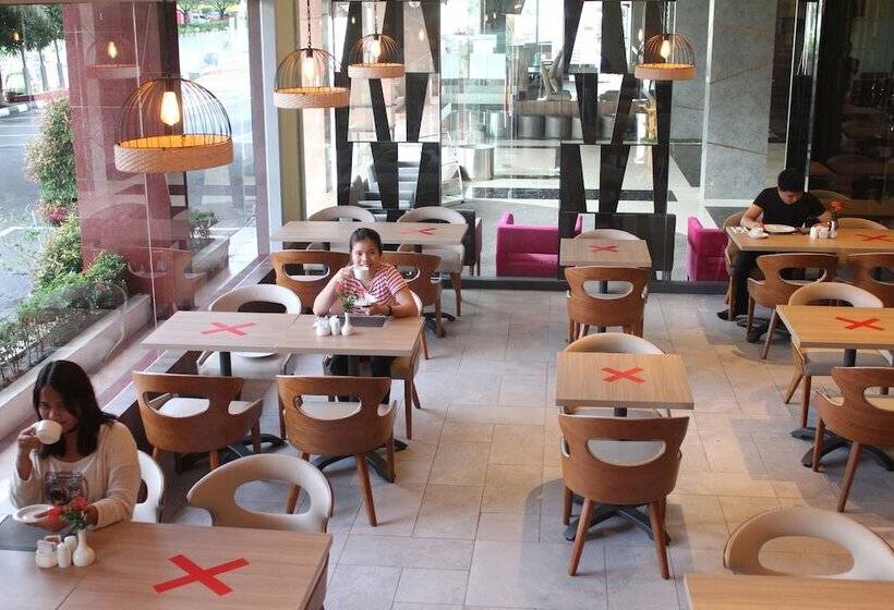 ホテル Swissbelinn Baloi Batam