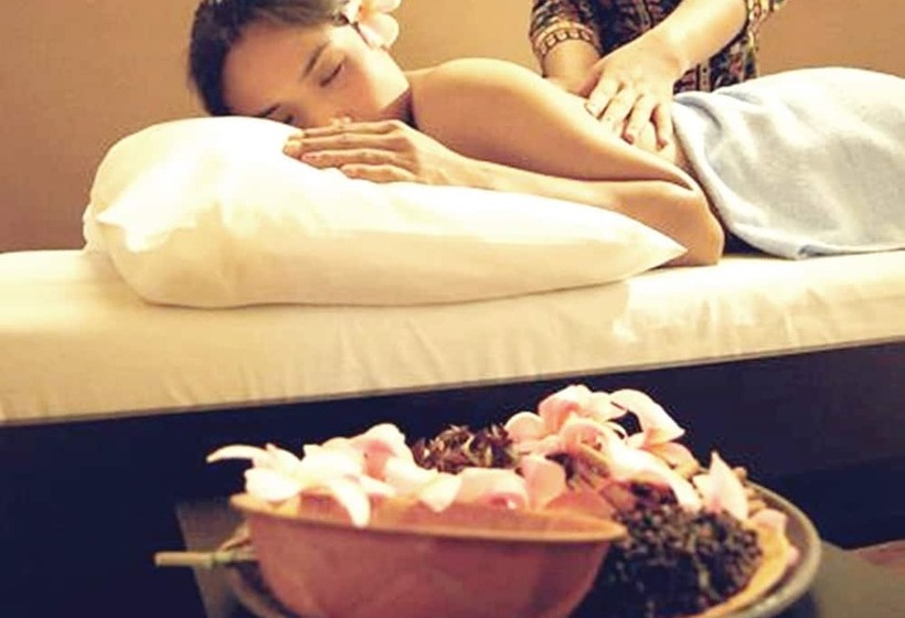 ホテル Swissbelinn Baloi Batam