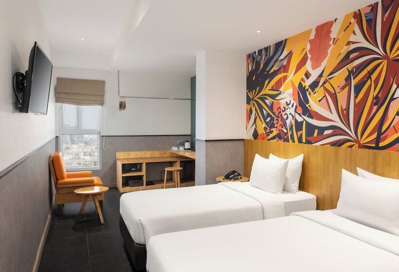 Отель Swissbelinn Medan