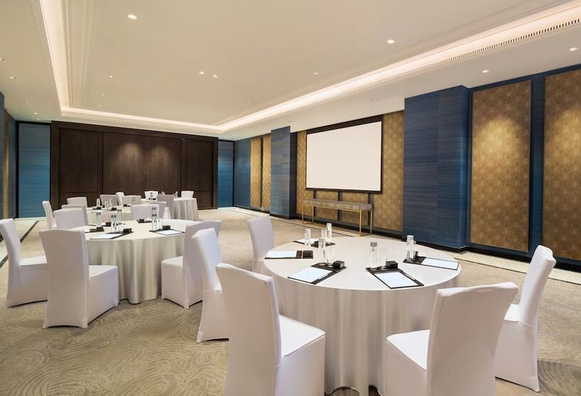 호텔 The St. Regis Shanghai Jingan