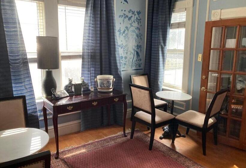 هتل The Villa Toscana