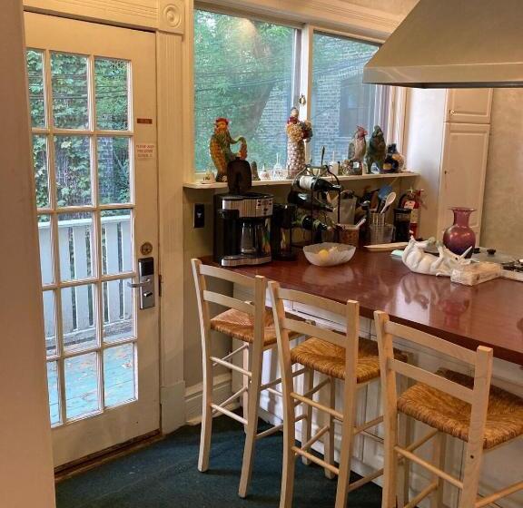 هتل The Villa Toscana