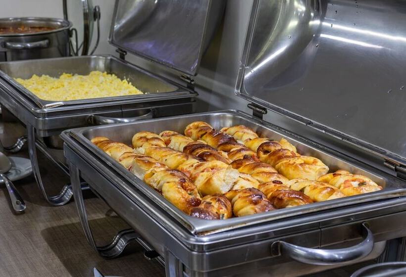 Umuarama Plaza Hotel By Castelo Itaipava