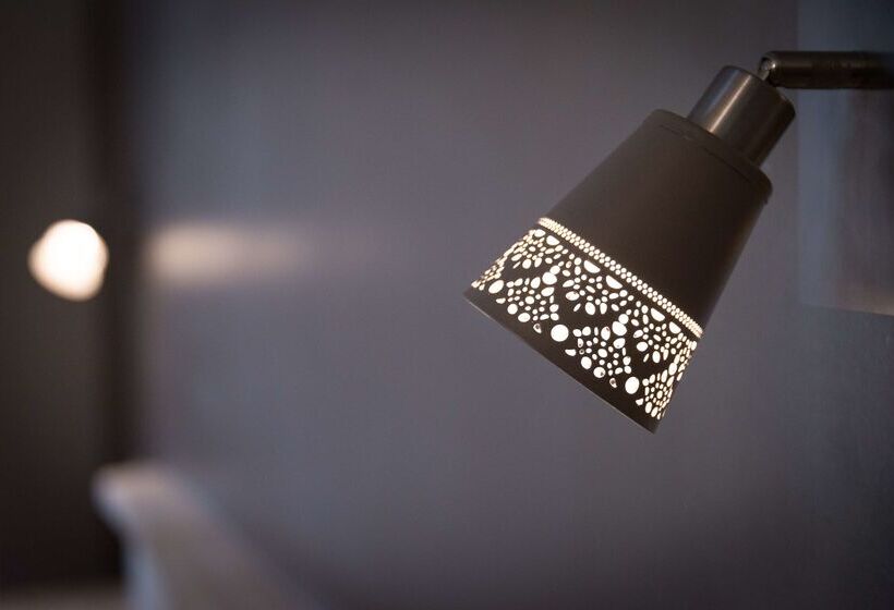 בית מלון כפרי Val Baussenc, The Originals Relais