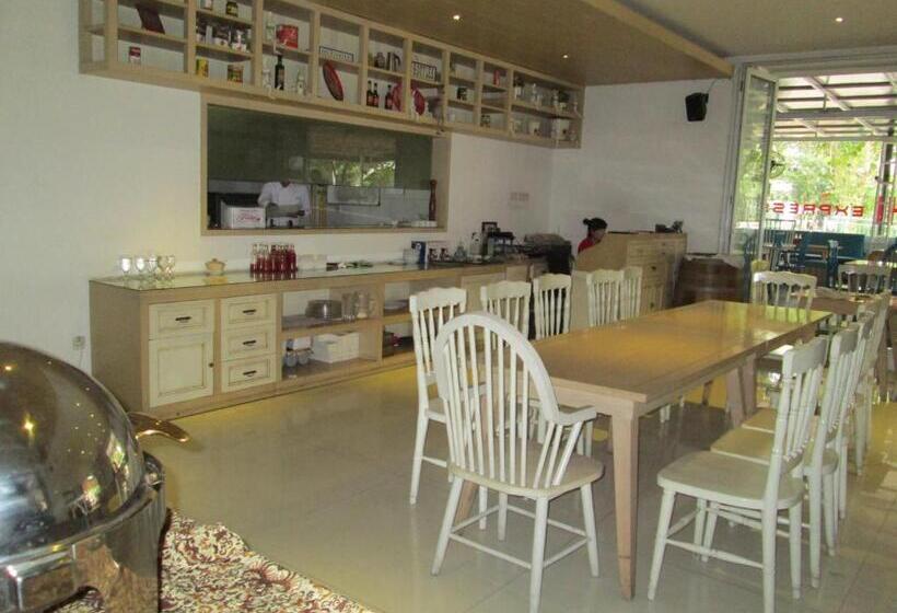 Vio Hotel Cimanuk Bandung