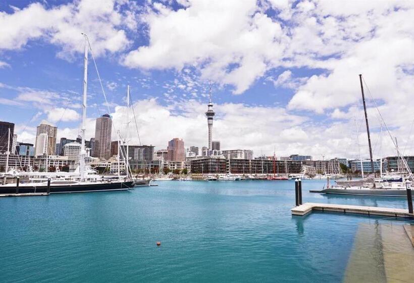 فندق VR Takapuna