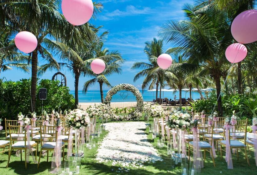 Intercontinental Danang Sun Peninsula Resort, An Ihg