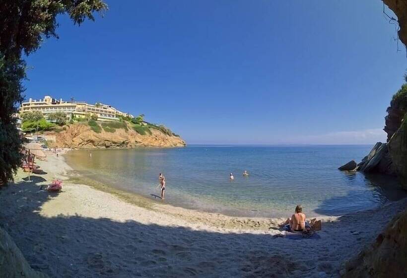 Litsa Mare Apartments