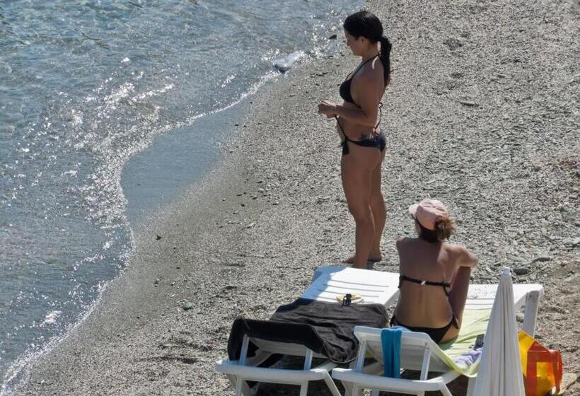 Litsa Mare Apartments