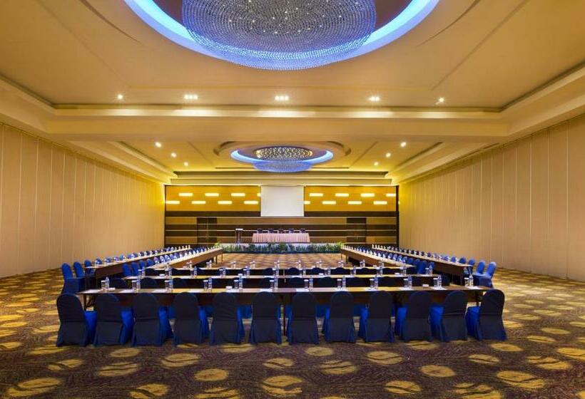 Novotel Manado Golf Resort & Convention Center