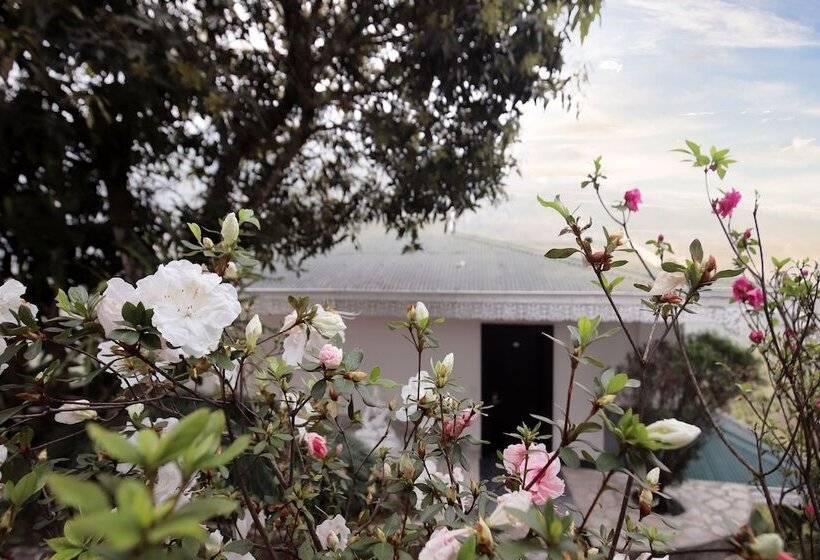 אתר נופש Sterling Gangtok Orange Village