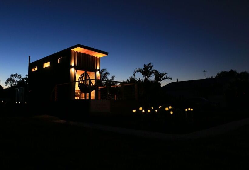 The Pink Lake Tiny House Sakura