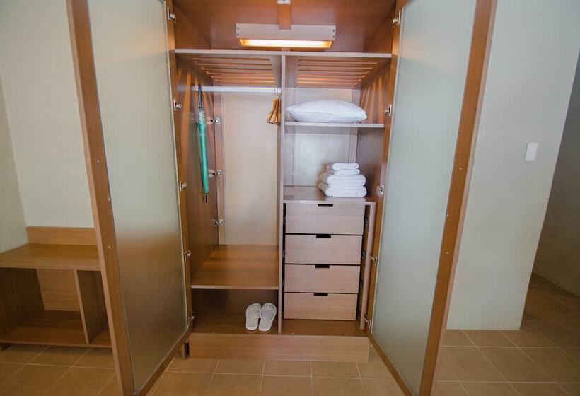 Almont Inland Resort