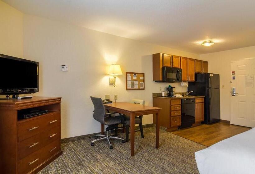 Candlewood Suites Jacksonville East Merril Road, An Ihg