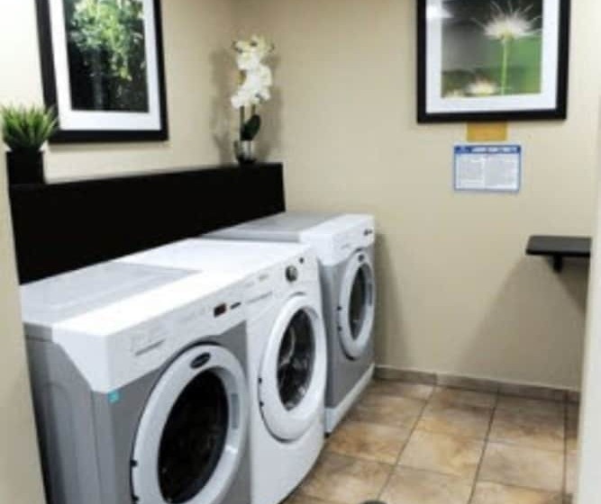 Candlewood Suites Santa Maria, An Ihg