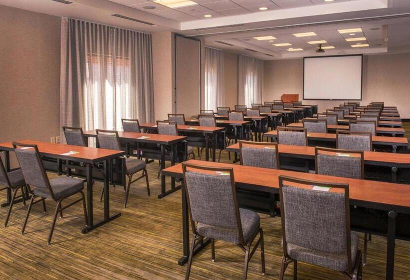 Courtyard Fredericksburg Historic District