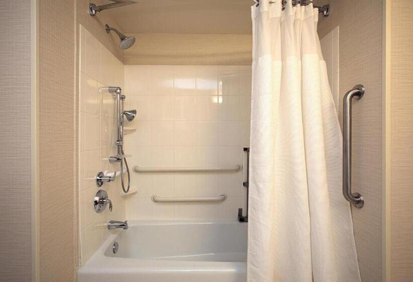 Fairfield Inn & Suites By Marriott Edison   South Plainfield